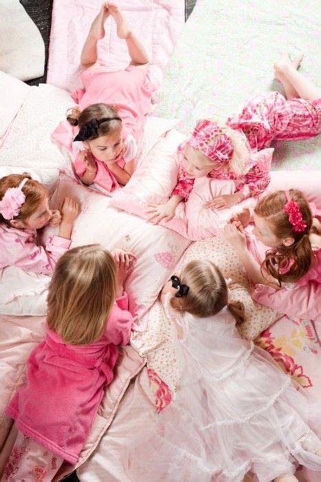 COnciliabule Glam Party Sleepover Party Pajama Party