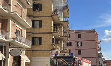 GUIDONIA Appartamento In Fiamme Paura In Via Maremmana Inferiore