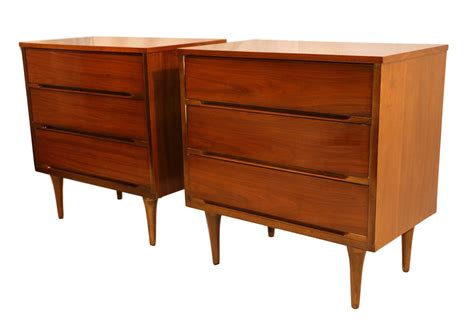 Pair Mid Century Dressers Chests Nightstand Tables