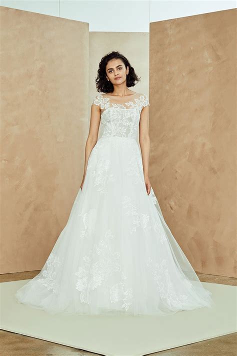 Illusion Neckline Tulle A Line Wedding Dress With Lace Applique In 2020 Wedding Dress