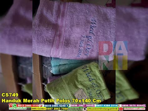 Handuk Merah Putih Polos Cm Souvenir Pernikahan