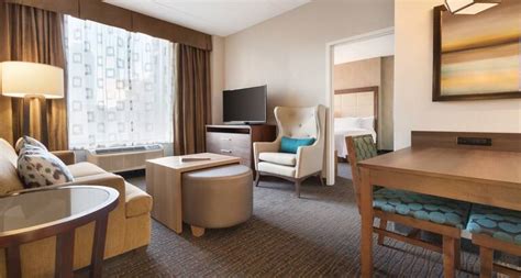 Homewood Suites Downtown Calgary Hotel