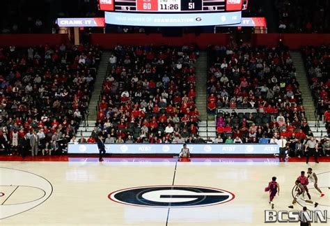 Georgia Bulldogs MBB Edges the Visiting Miami RedHawks at Stegeman Coliseum