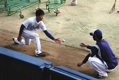 【中日】高橋宏斗が下半身強化「自分に厳しく」ティー打撃や1時間のゴロ捕などで体追い込む：中日スポーツ・東京中日スポーツ