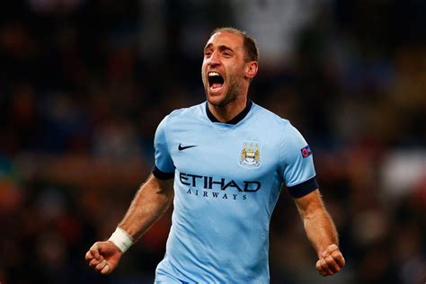 Manchester City legend Pablo Zabaleta set to join West Ham United on ...