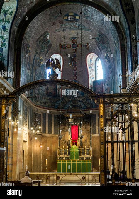 Interior view of Westminster Cathedral Stock Photo - Alamy