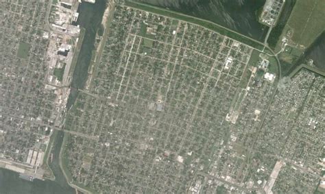 Hurricane Katrina New Orleans Satellite Images Before And After The