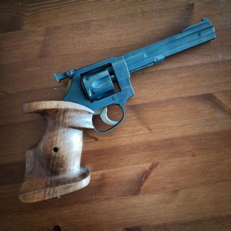 Revolver Manurhin MR 22 Match