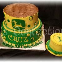 John Deere Cake Decorated Cake By Bconfections Cakesdecor