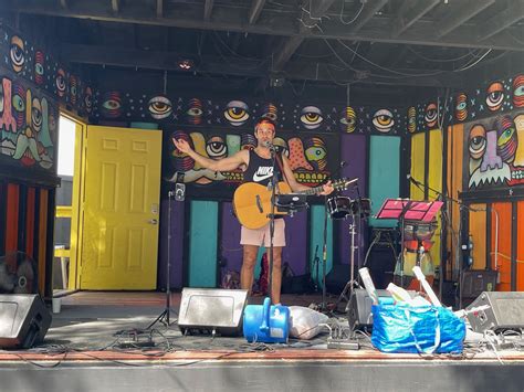 This review explains the most popular items for i hop breakfast 6