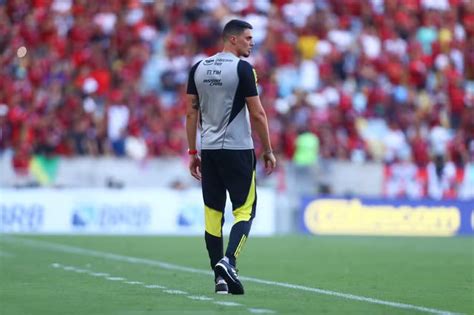 Filho de Tite motiva Flamengo em pré jogo Um junto outro Jogada