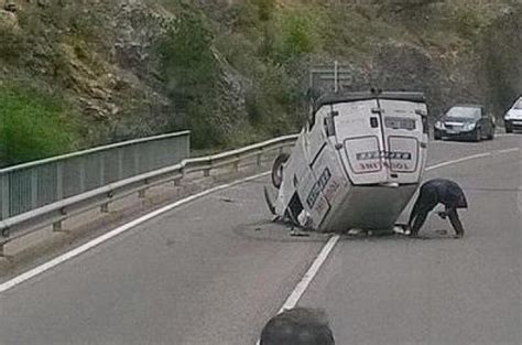 SUCCESSOS Un motorista de Cervera de 35 anys mor en una collisió a