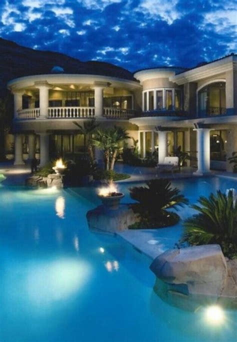 Luxury Pools are the Place to Be During This Summer | Luxury pools ...