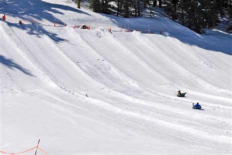 Leland High Sierra Snowplay