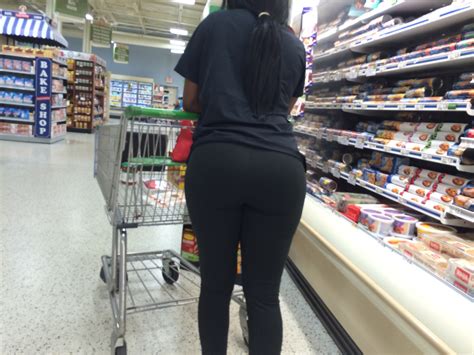 Thick Yoga Pant Greatness Porn Pic