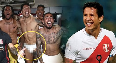 Gianluca Lapadula En Facebook Se Luce En Calzoncillo Tras Victoria