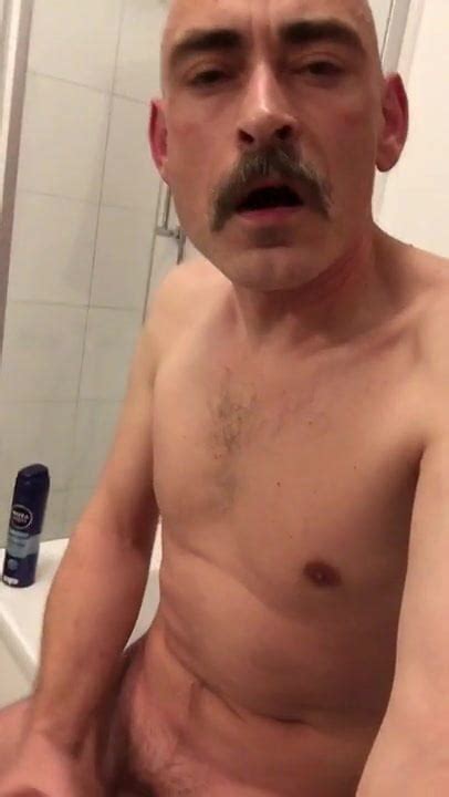 Einen Runter Holen HD Videos HD Porn Video XHamster