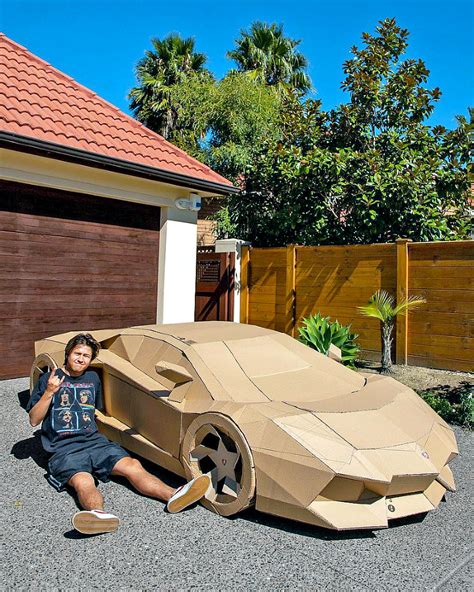 Lamborghini pre nenáročných Luxusné auto z kartónu sa predalo za