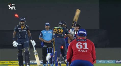 Watch Ishant Sharma Dismisses Vijay Shankar With A Peach During The