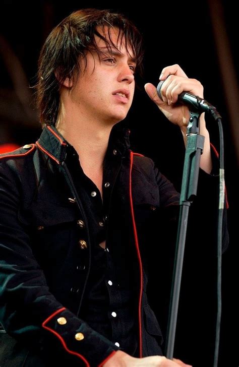 Pin De Cel En Jules Julian Casablancas Videos De Rock Celebridades