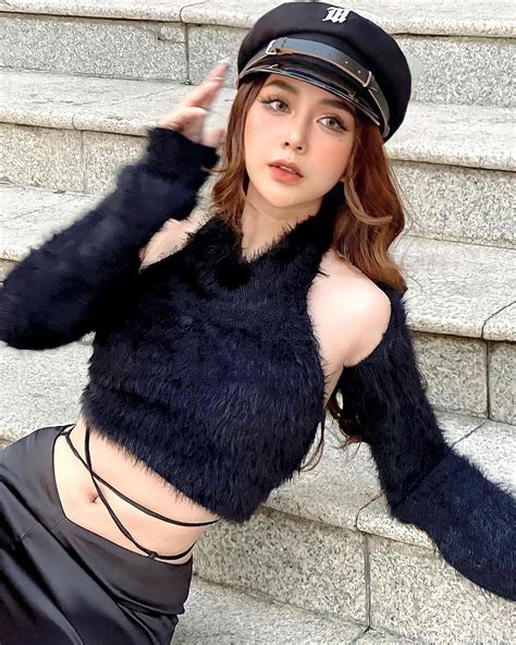 Hot Girl Phim C P Khoe C P Tuy T L C Ng Tr N Khi N C Nh M Y R U N Th M Ng X H I