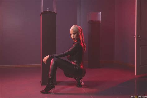 Bridgette B The Butt Plug Burglar Image Porn Pic