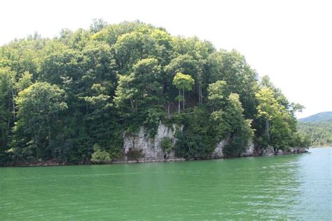 Lake Moomaw Is The Most Beautiful Lake In Virginia