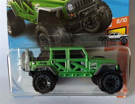 Hot Wheels Hw Hot Trucks 17 Jeep Wrangler 2 R 24 99 Em Mercado Livre