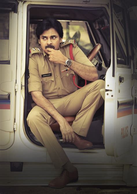 Photos: Pawan Kalyan as Bheemla Nayak Stills - TeluguBulletin.com