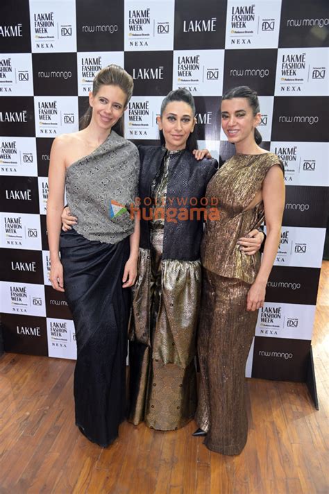 Photos Karisma Kapoor Kalki Koechlin And Saba Azad Walk The Ramp At