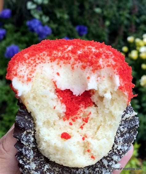 Review And Food Photos Sprinkles Flaming Hot Cheetos Cupcake The Disney Food Blog