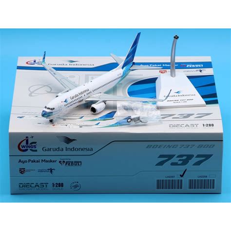 LH2257 Alloy Collectible Plane Gift JC Wings 1 200 Garuda Indonesia