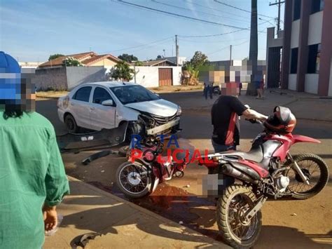 Colisão entre carro e motoneta deixa vítimas feridas no bairro Bela