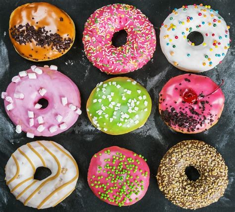 4k 5k Pastry Donuts Many White Background Hd Wallpaper Rare Gallery