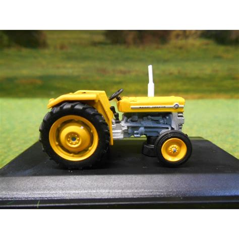 Oxford 1 76 Massey Ferguson 135 Industrial Tractor One32 Farm Toys And Models