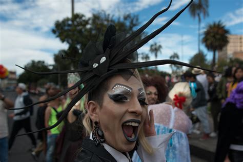 La Fiesta Gay Se Tomo El Centro De Quito Chakana News