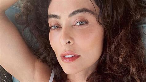 Uma Sereia Aos Anos Juliana Paes Posa De Topless E Tanquinho Causa