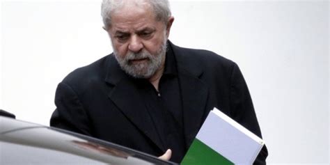 Fiscalía acusa a Lula de ocultación de patrimonio y lavado de dinero