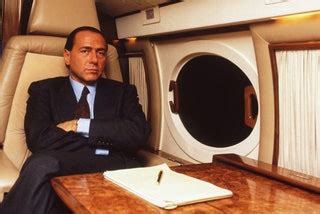 Silvio Berlusconi E Il Suo Impero Immobiliare Architectural Digest Italia