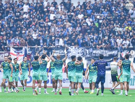 Menguak Taktik Tiki Taka Berkelas Luis Milla Di Persib Bandung Yang