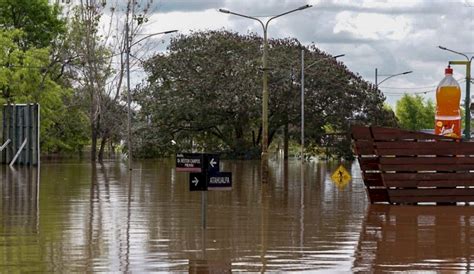 Inundaci N En Paysand Personas Autoevacuadas Y Evacuadas El