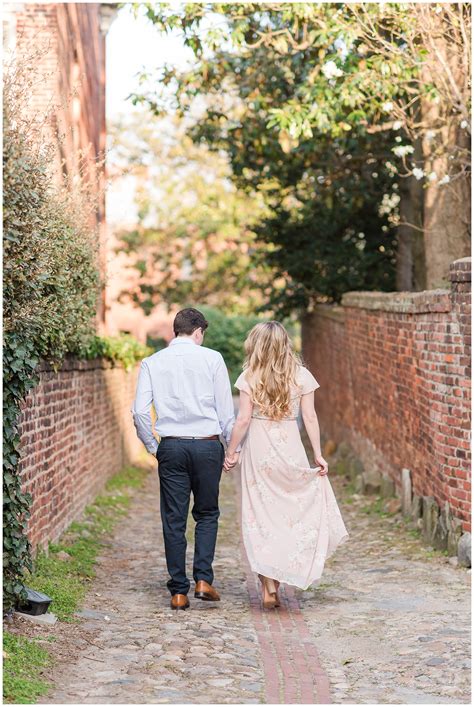 old-town-alexandria-wedding-photographer-sunset-cobblestone-road