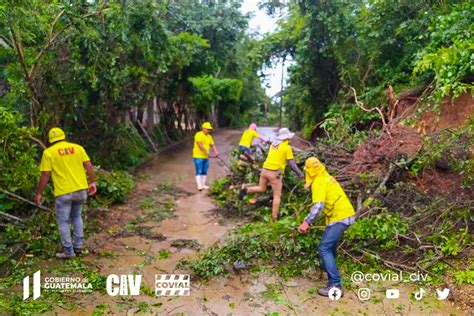 COVIAL on Twitter Remoción de derrumbe en la aldea Loma Tendida en