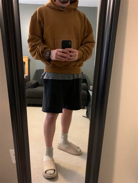 Yeezy Gap hoodie came in, the quality is amazing and the hood is not ...