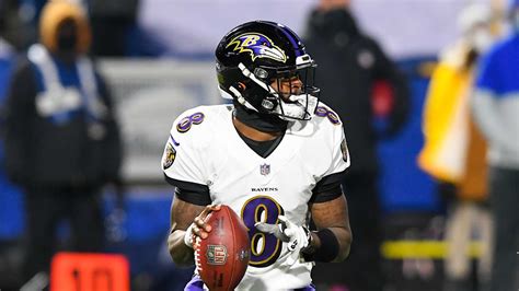 Study Ravens Lamar Jackson Is Nfl S Best Qb In Cold Weather Sports