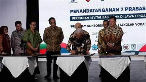 Peresmian Program Revitalisasi 7 SMK YouTube