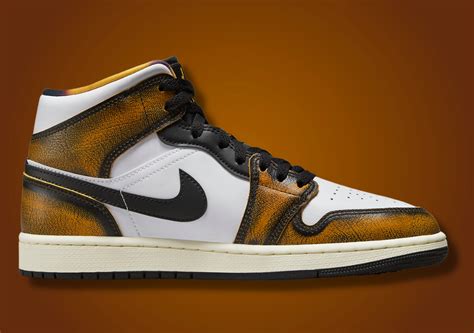 Reveal Taxi Shades On This Air Jordan 1 Mid SE Wear Away Sneaker News