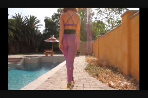 Sexy Brunette Gets Her Pussy Pounded By A Hard Bbc And She Loves Every Inch From Beat Tha Pussy