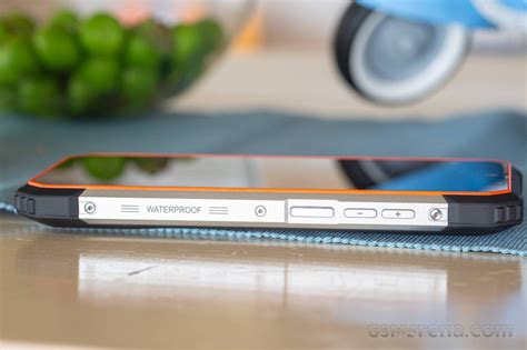 Blackview BV8800 review: Design, build quality, handling