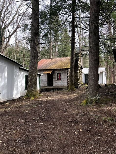 Elkmont Tennessees Abandoned Resort Ghost Town In The Smokies